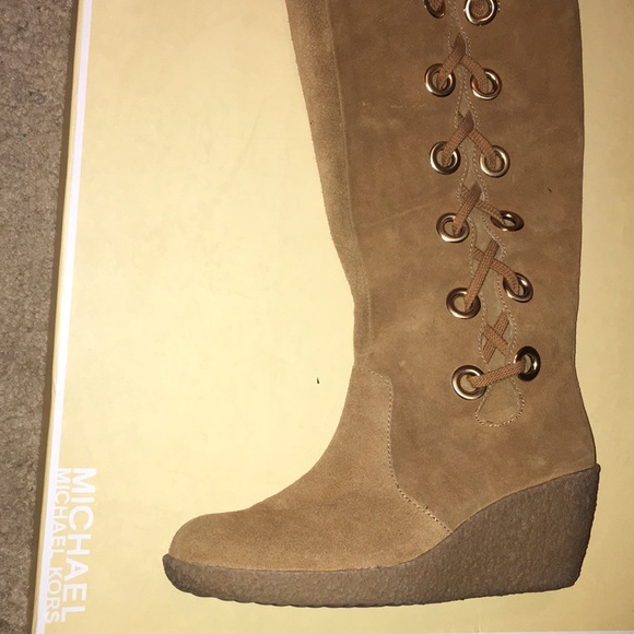 MK boots - Picture 2 of 3